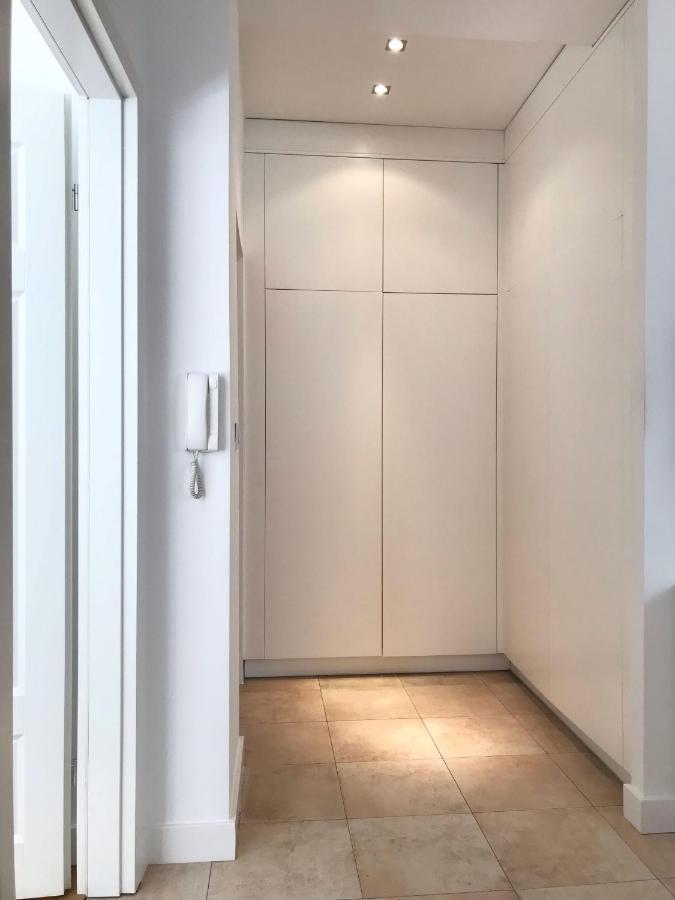 Klimatyczny Apartament Pod Ratuszem -Ul. Slaska 2 Czestochowa Luaran gambar